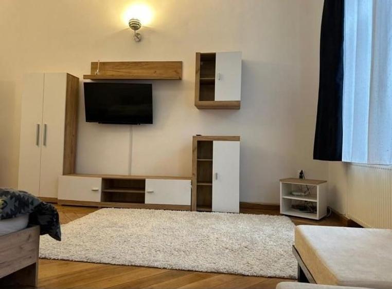 Apartament cu 2 camere, suprafata generoasa de 62 mp, mobilat si utilat modern - 1