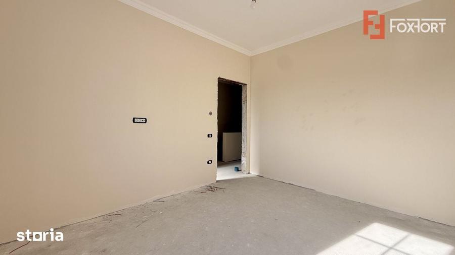 Duplex cu 4 camere de vanzare in localitatea Mosnita Veche - 8