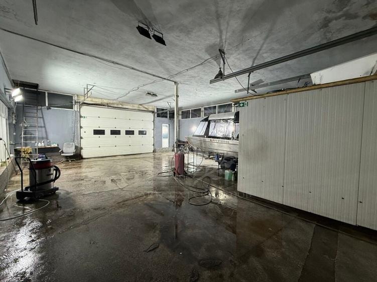 HALA DE INCHIRIAT - CURTE GENEROASA  PLOIESTI, ZONA CANTACUZINO - 1