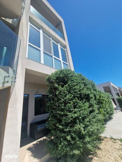 Mamaia Nord- Garsoniera mobilata, etaj parter cu terasa- 42.000euro - 5