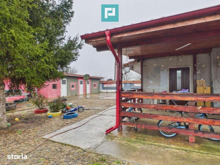 Casa frumoasa la Irato? la pre? bun - 4