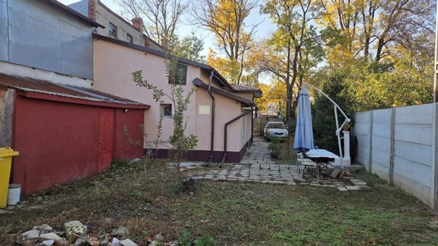 Casa  singur curte-cartier Rahova - 17