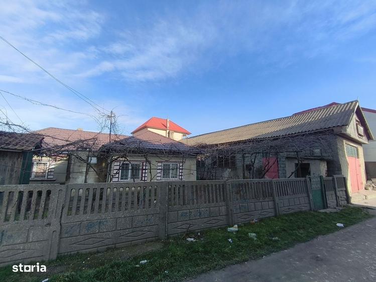 Casa Ovidiu chirpici+atelier 100 mp BCA/garaj 2-3 masini. Teren 350 mp - 1