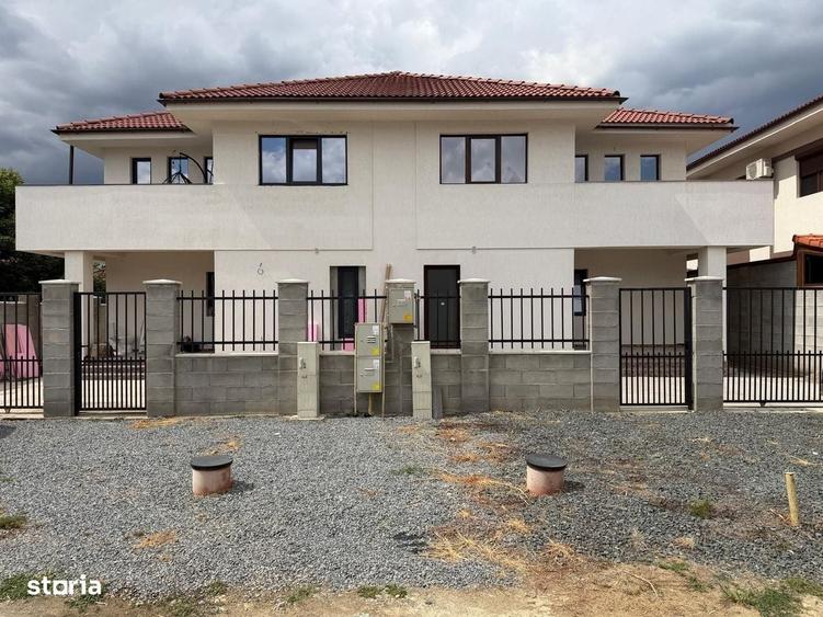 Casă cu 4 camere în Central
