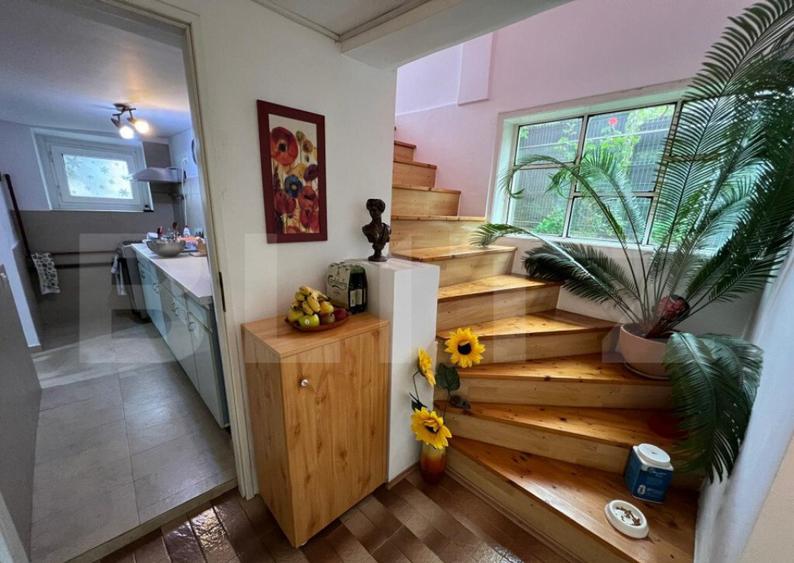 Casa, 4 camere, 400mp, zona Parc - 1