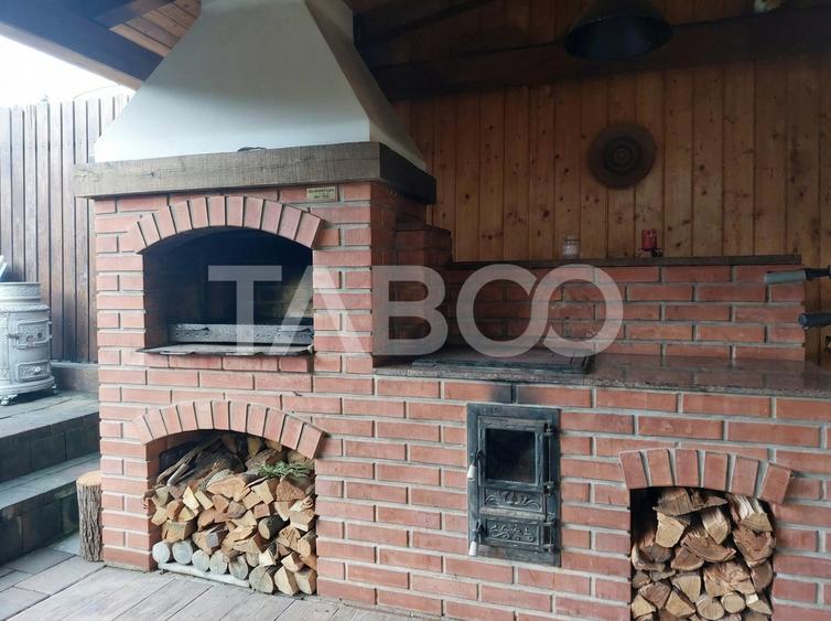 Duplex de vanzare P+M 100 mpu 4 camere curte libera 110 mp Cisnadie - 22