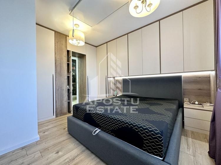 Casa individuala cu 7 camere in Mosnita Veche - 6