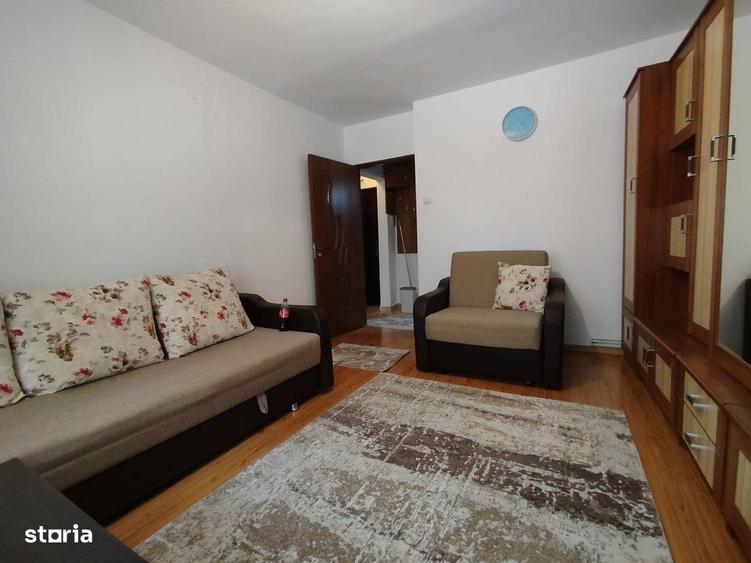 Garsoniera decomandata, Astra. - 2