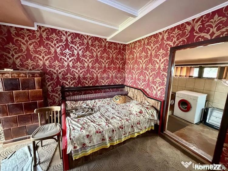 Casă cu 4 camere cu Teren 500 Mp în Central