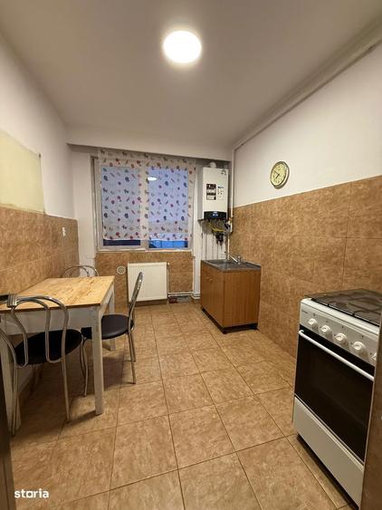 Str. I. Slavici zona Sc. 4 Ap. 2 camere - 1