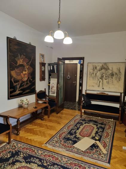 Eleganță interbelică în inima orașului – apartament cu potențial investițional - 2