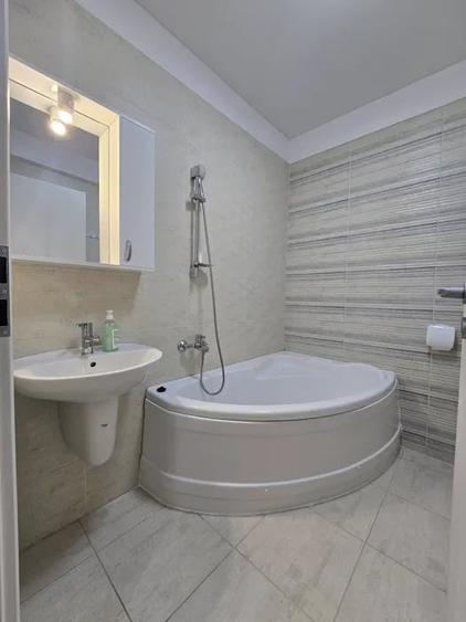 Apartament 2 camere, decomandat, 50 mp, centrala, ac, Rezervelor 56 - 8