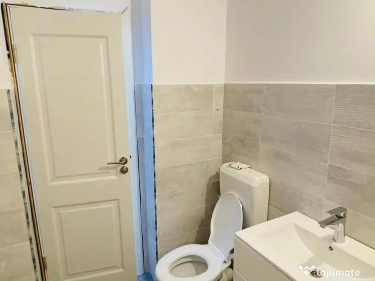 PROPRIETAR | apartament 3 camere decomandate | Centrala proprie | Str. Negru Voda - 12