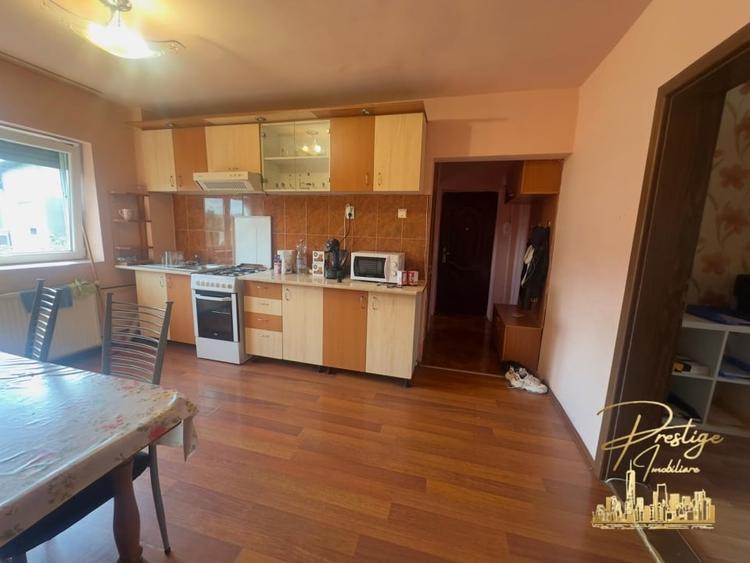 Apartament cu 3 camere de vanzare in zona Lacul Rosu,Rogerius - Oradea - 8
