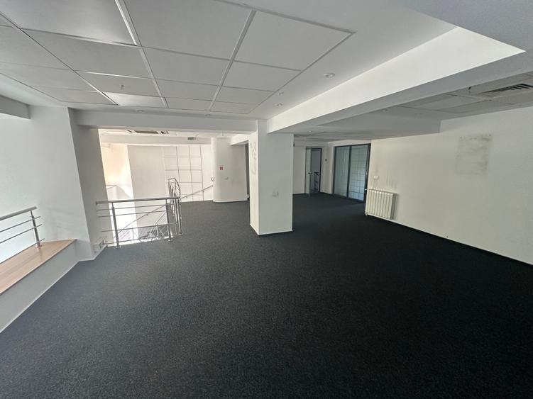 Bulevardul Unirii - 4