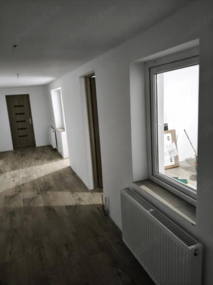 Casă cu 3 camere cu Teren 1200 Mp în Corbu