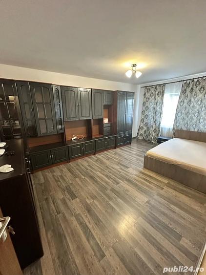 De vanzare apartament 3 camere decomandat , strada Polona , Timisoara - 1