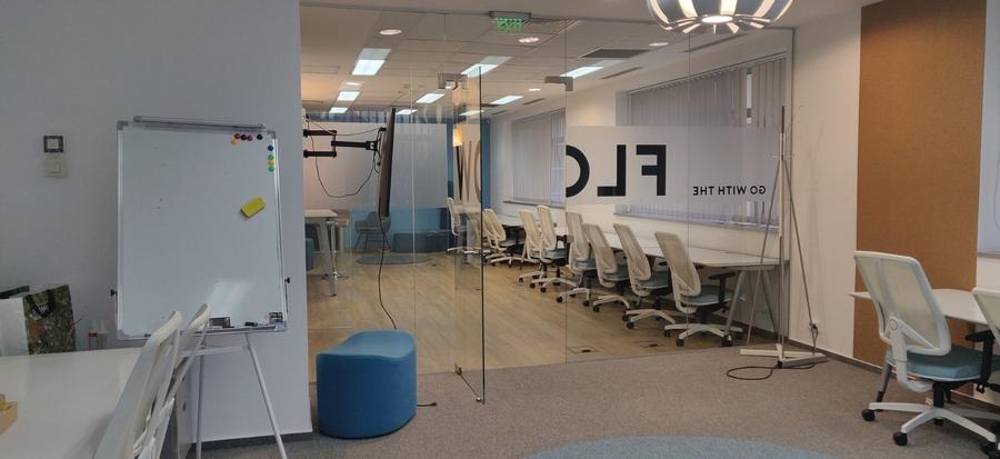 Spatiu 250 mp in cladire birouri Str. Semilunei DOAR ORAR DE SEARA SI NOAPTEA - 15