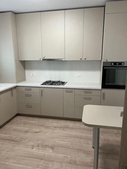 Vanzare vila(parter+etaj 1+mansarda) - 5