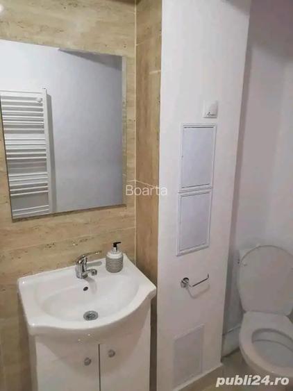 Inchiriez apartament
