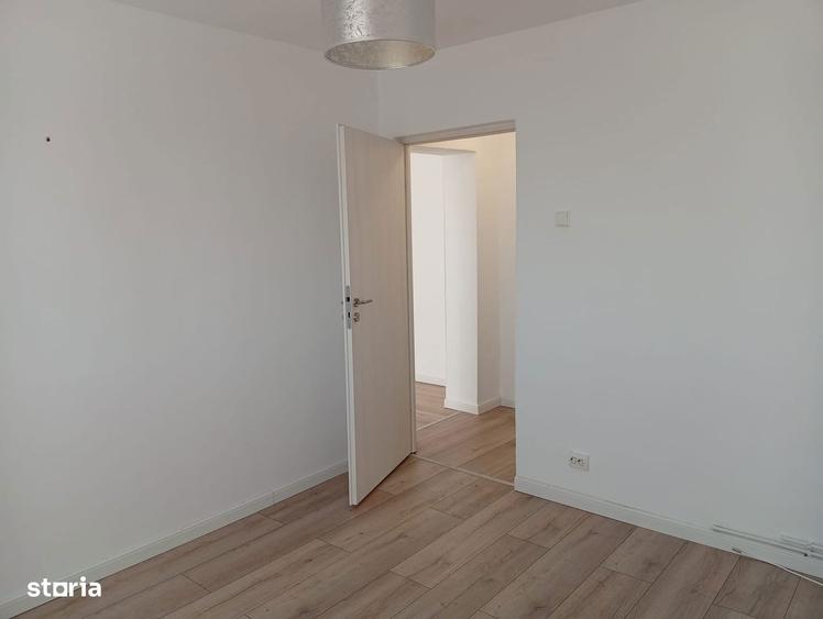 Apartament 3 camere de vanzare in Ineu - 3