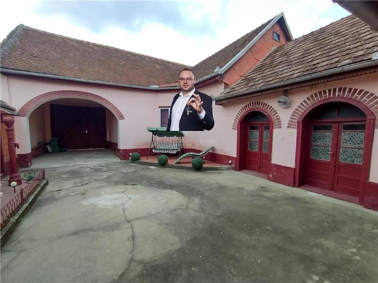 Racasdia, Casa Moderna, 174MP cu Teren 1104MP, Pret Negociabil - 1