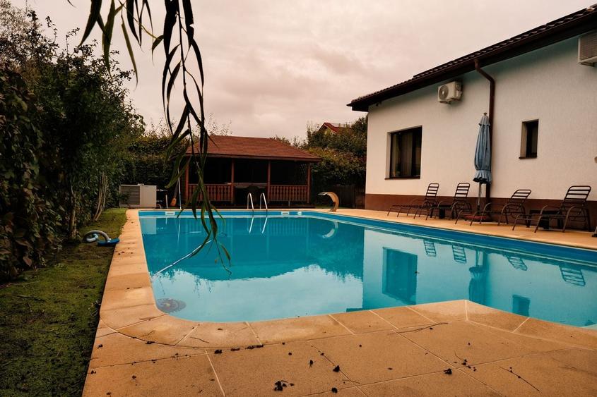 Casă individuală cu 5 camere cu Canalizare în Corbeanca