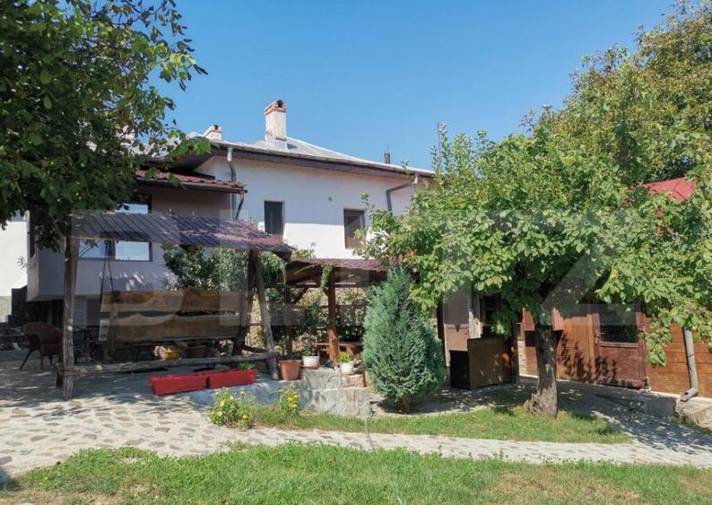 Casa de vacanta 215 mp si 4000 mp teren, zona Lelesti - 7