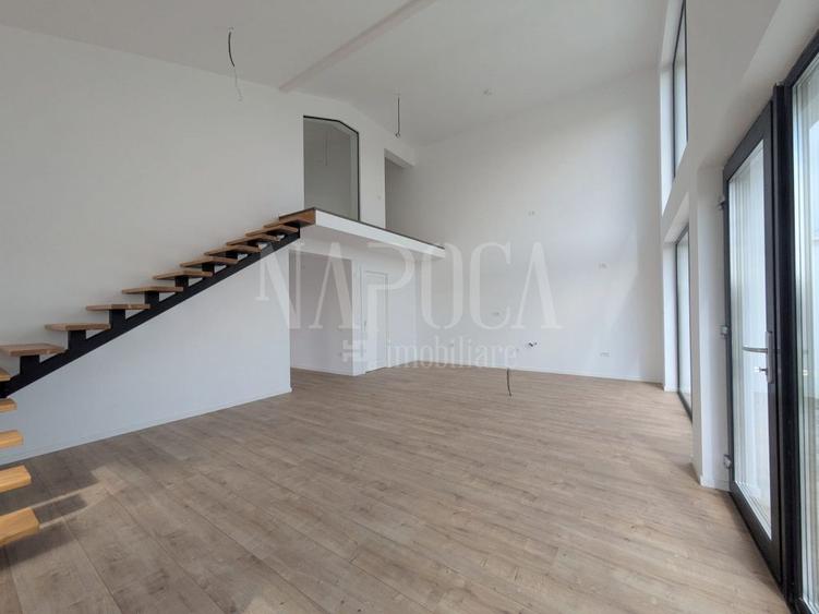 Duplex cu 5 camere cu Canalizare în Iosia
