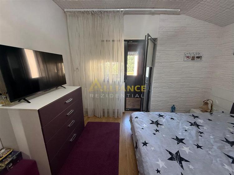 Casa tip duplex - 4 camere - 2 bai - 200mp teren - 5