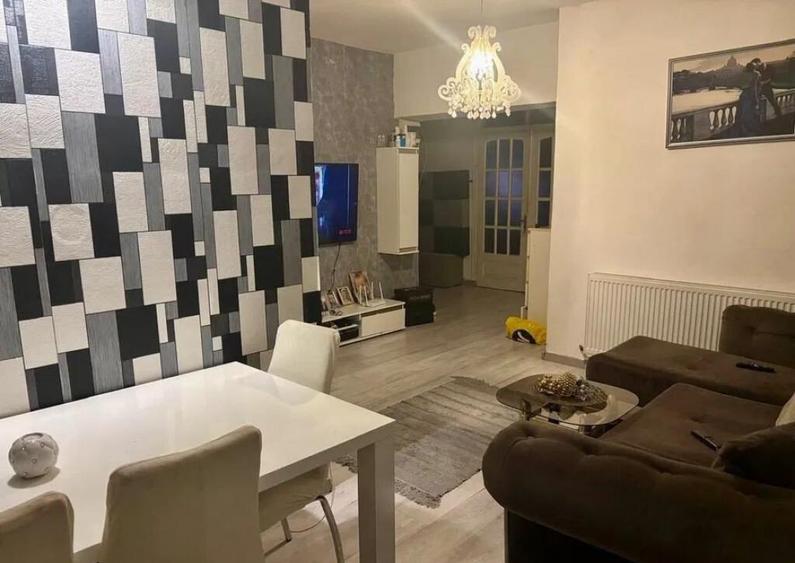 Apartament 3 camere, zona Calea Bucuresti ( Piata Centrala) - 1