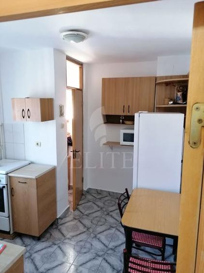 Apartament o camera &icirc;n zona NORA - 4