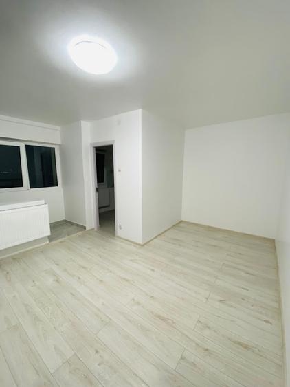 Titan sector 3 , Bd. 1 Decembrie 1918, - 7