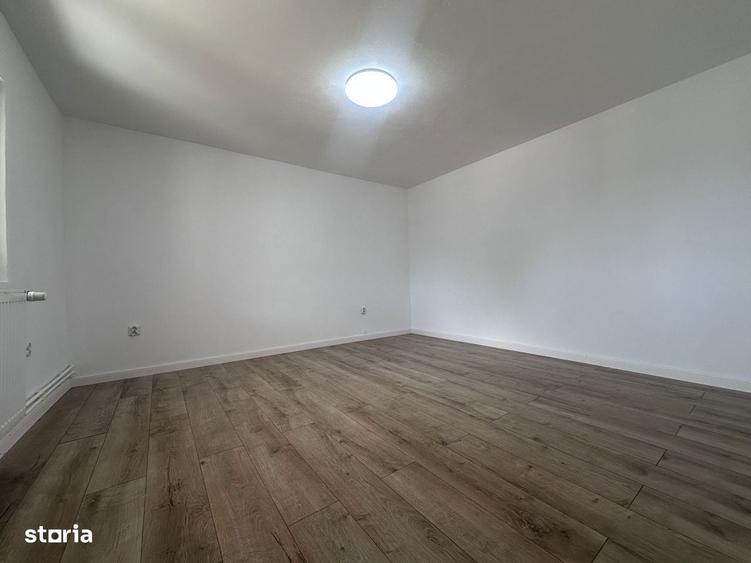 Casă cu 4 camere în Gura Vadului