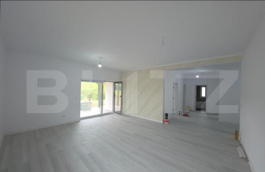 Casa cu 3 dormitoare, 109 mp, 500 mp teren, Sigmir - 1