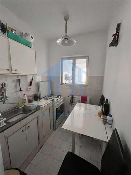 Garsoniera, Piata Cipariu - 5