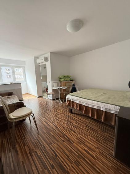 Titan Garsonieră Renovată|10min de Metrou Grigorescu - 1