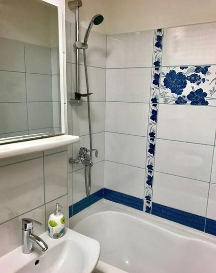 1 camera in zona Spitalului Judetean - 1