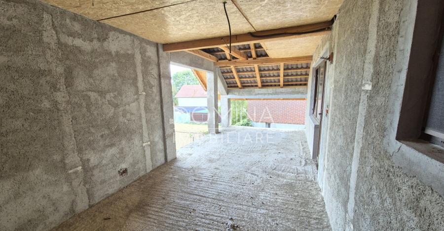 Casa D+P+M ?i teren 4334 mp - Runcu, Sat Rachi?i - 7