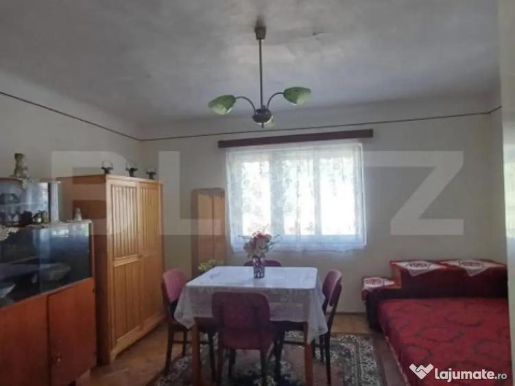 Casa de vanzare, cu 3 camere, 85 mp, 151 mp teren, zona cent - 8