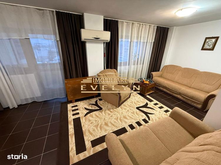 PRET REDUS 85.000 Euro- De vanzare apartament 3 camere zona - 4