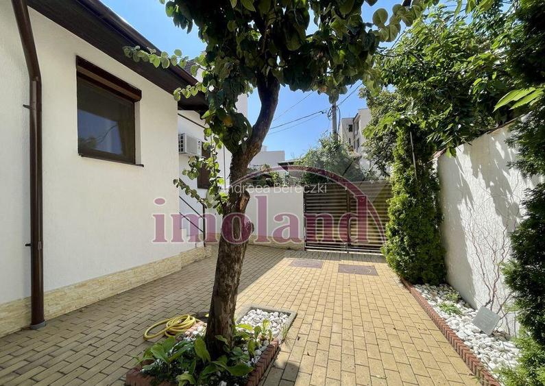 Vanzare casa 2 camere, curte proprie | locuin?a sau inve...