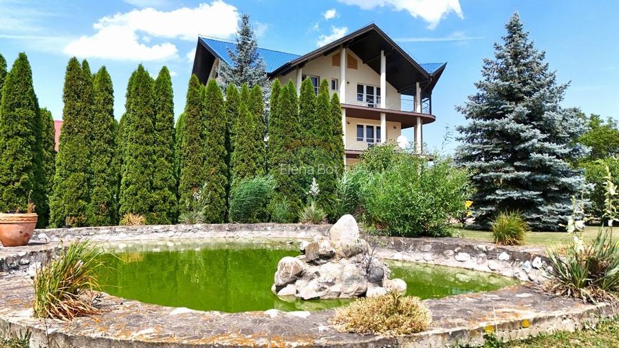 Vila deosebita cu gradina superba si panorama - Ghimbav, ultracentral