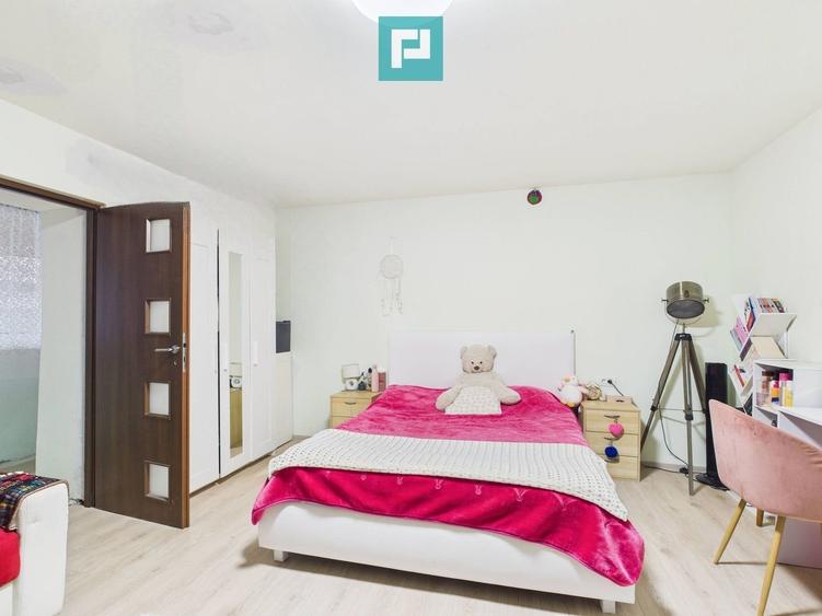 Casă complet renovată în Orțișoara. - 13