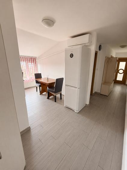 Apartament cu 2 camere în Girocului