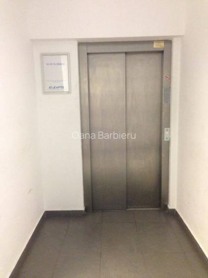 Centru - Bd. Mamaia , spatiu IDEAL BIROURI in cladire reprezentativa , 154 mp.
