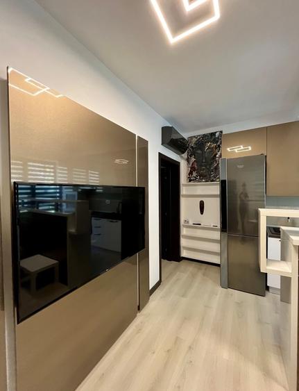 Apartament cu 2 camere semidecomandat în Păcii