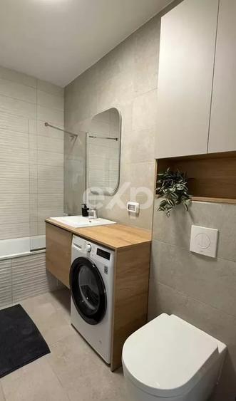 Apartament cu 2 camere decomandat, mobilat în Central