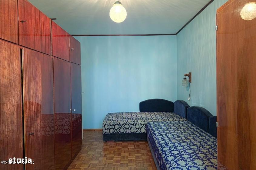 Apartament cu 4 camere decomandat în Gheorghe Lazăr