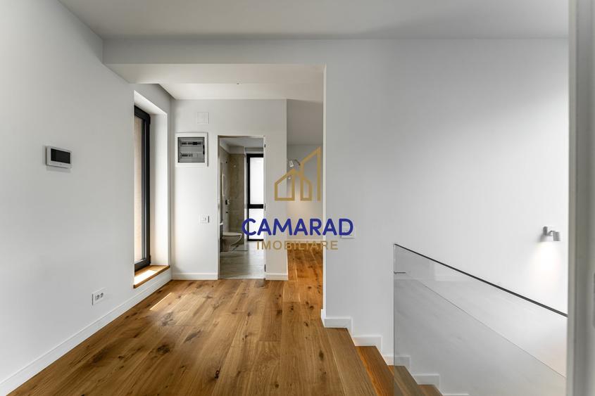 Casă individuală cu 6 camere cu Canalizare în Băneasa
